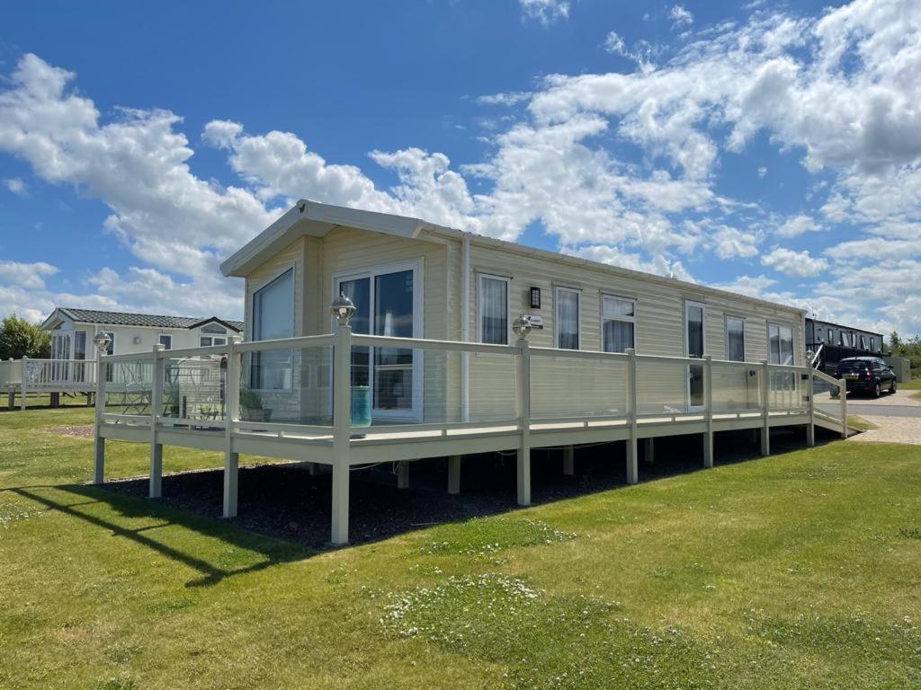 Seton Sands Holiday Park - Premium Caravan - 2 Bedroom Sleeps 4 (Adults Only) Port Seton Exterior photo