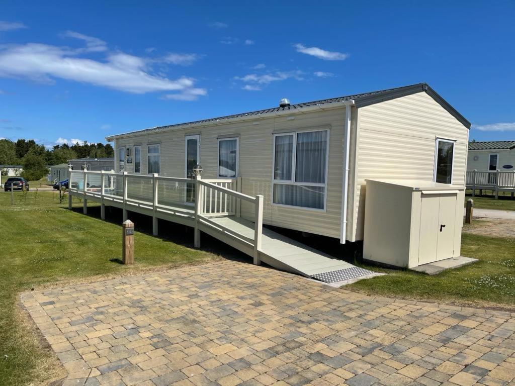 Seton Sands Holiday Park - Premium Caravan - 2 Bedroom Sleeps 4 (Adults Only) Port Seton Exterior photo