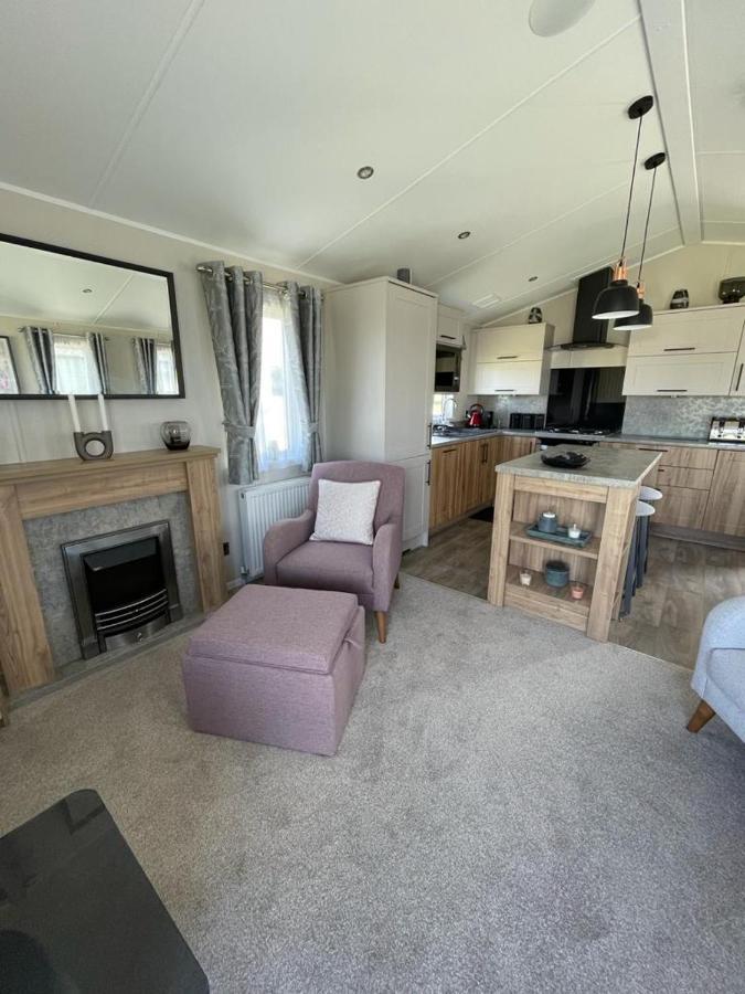 Seton Sands Holiday Park - Premium Caravan - 2 Bedroom Sleeps 4 (Adults Only) Port Seton Exterior photo