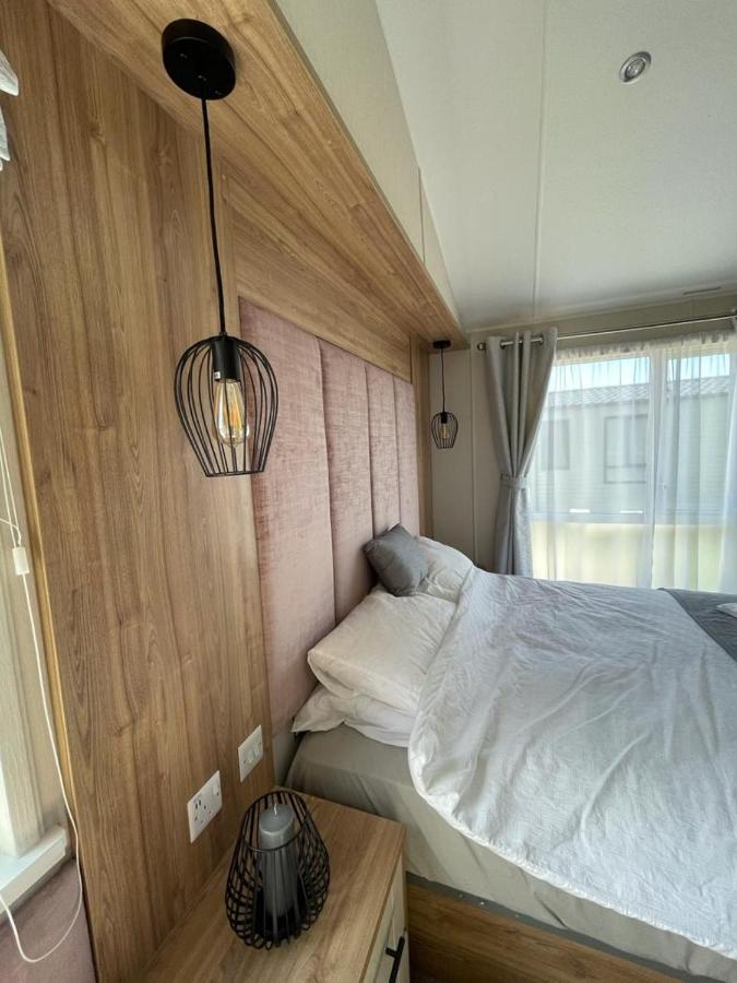 Seton Sands Holiday Park - Premium Caravan - 2 Bedroom Sleeps 4 (Adults Only) Port Seton Exterior photo